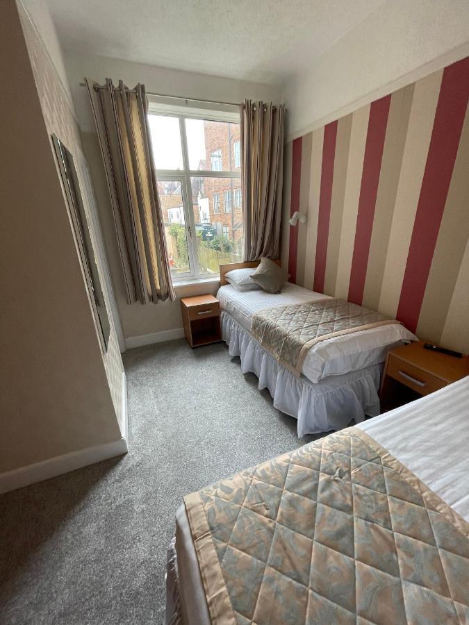 Oyo Queens Hotel, Skegness Exterior foto